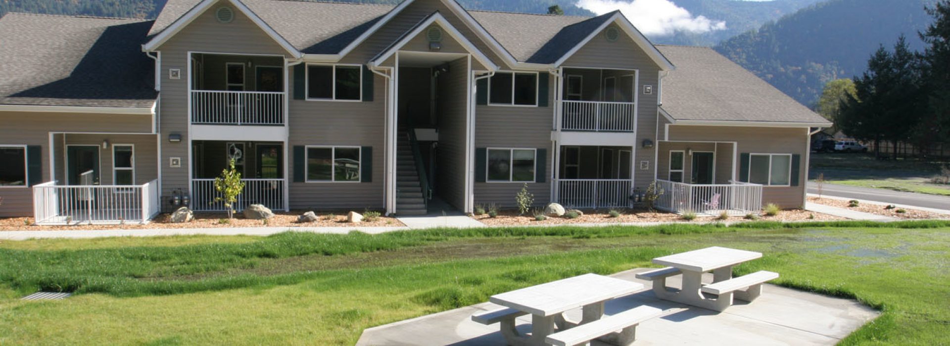 Willow Creek Family Apartments The Danco Group